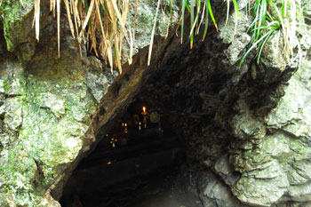 伝説の洞窟